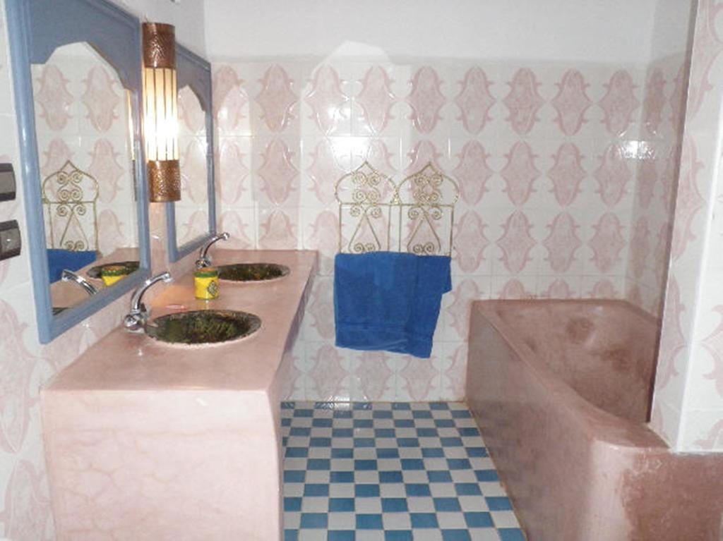 مبيت وإفطار Tamnougalt Kasbah Itrane الغرفة الصورة